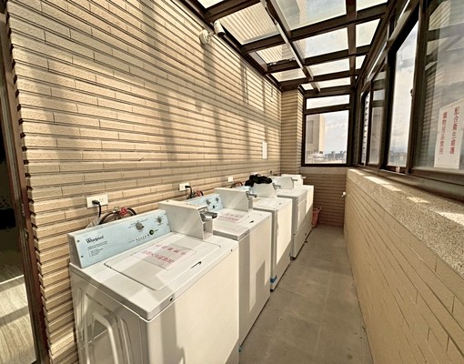 中華路全新套房/可貓/包裹代收/垃圾代收/電梯/格局方正 - Image 7