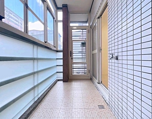 精誠公益商圈機能控首選💝全新裝潢爆棚秒殺絕美大間3+1房車 - Image 15