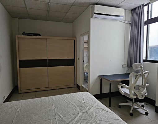 漢中社區內7-11旁鬧中取靜,全聯商場近在咫尺,生活機能超優 - Image 1