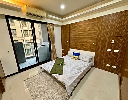 萊恩/🏠可租補/電梯可寵陽台套房/水泥磚牆/採光 - Image 1