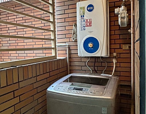 左營高鐵採光正兩房*傢俱家電* - Image 12