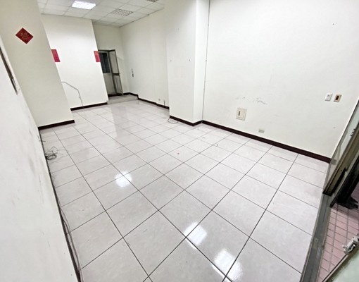 秒殺樓店🍎店住合一🌟兩房雙衛浴🌈台電管理員✅可租捕營登 - Image 5