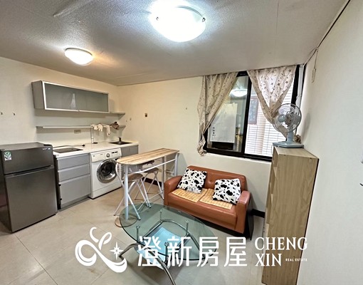 近巨城/樓中樓/警衛管理/台水台電/獨立洗衣機/流理台可開伙 - Image 2