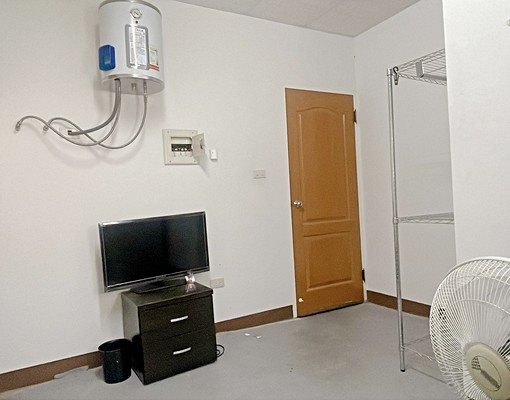 屏東大學透天分租套房家具電齊全(可租屋補助) - Image 5