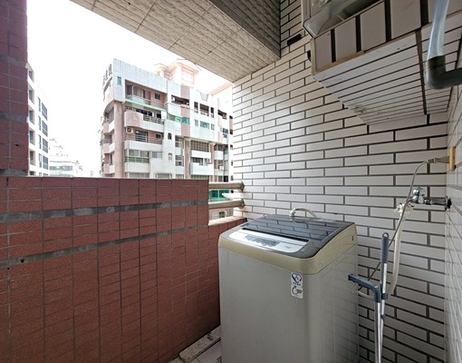 ⭐安平獨立電梯套房-獨立陽台、洗衣機⭐可租屋補助 - Image 13