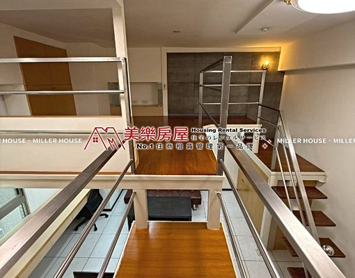美樂*西門町*高挑魔術空間*採光佳*電梯管理*收納空間多* - Image 10