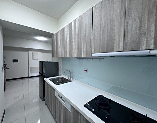 租金含管歡迎學生合租高大特區全新未住三房平車+固定機車位 - Image 11