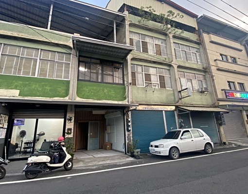 可以經營小生意住家透天1萬5 - Image 1