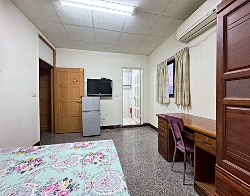 🏠家樂福商圈・小資電梯套房｜台電計價・免水費 - Image 14