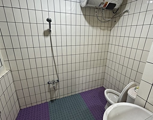 中壢近健行科大/可寵/雙租補/短租/全新裝潢家具全/機車位 - Image 1