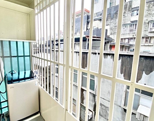 🌈歐嗨唷~龍山寺有陽台一房一廳☀️包裹垃圾代收☀️台水台電 - Image 11