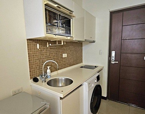 住商仁愛光復店~新板站前-皇翔高更套房 - Image 13