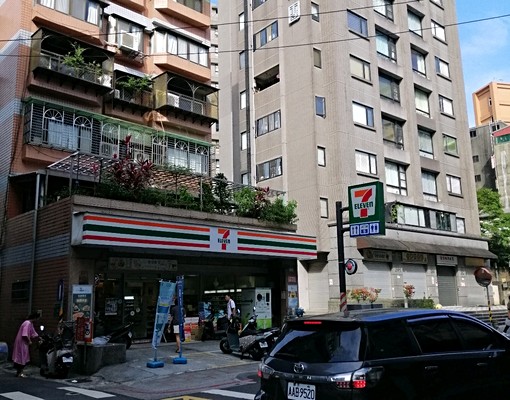 康寧路一段套房 - Image 7