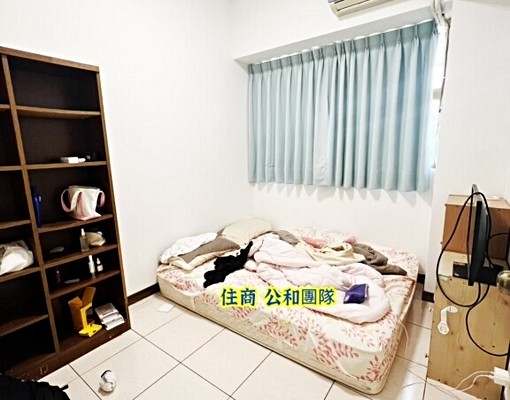 超級強案~景安捷運電梯3房~超大客廳找竣羽快速成交~ - Image 6