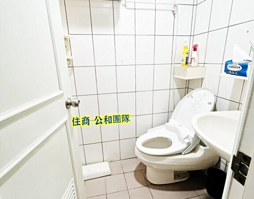 超級強案~景安捷運電梯3房~超大客廳找竣羽快速成交~ - Image 8