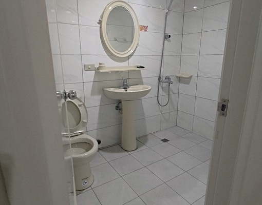 一大房一廳一衛有陽台可住兩人,情旅,小夫妻小寶貝,閨蜜 - Image 6