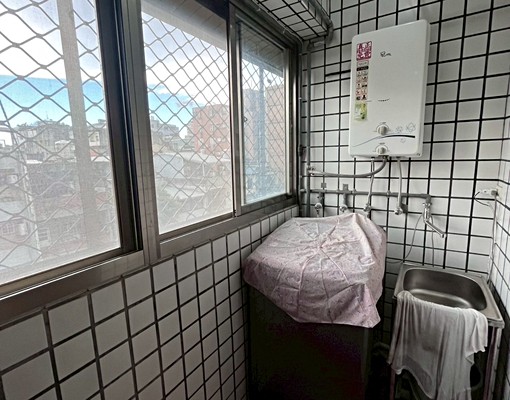 免服務費🔥近火車站市區稀有出租3+1房🔥屋況佳可補助🔥 - Image 12