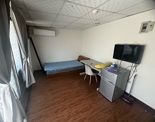 小東街學生套房出租(限女性) - Image 3