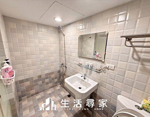 近一中商圈💖簡約質感套房✨電梯✨子母車✨管理室 - Image 9
