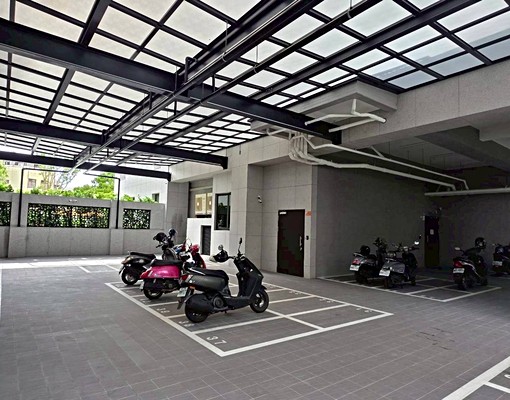 可租補邰欣地堡70全新三房平車 - Image 11