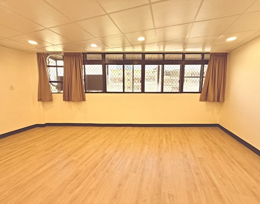 板橋溪崑二街四樓全新整理三房 - Image 1