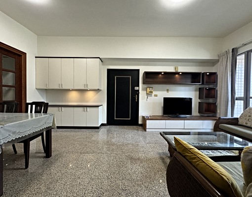 可租補🌟藝文特區|前後陽台|交流道|平面車位 - Image 2