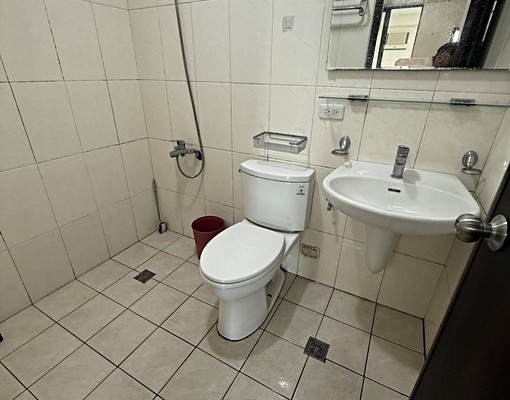 莒光路全新優質電梯大套房~高cp值 - Image 5