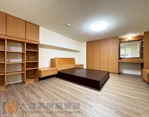 竹北市中心★邊間超美樓中樓★ - Image 7