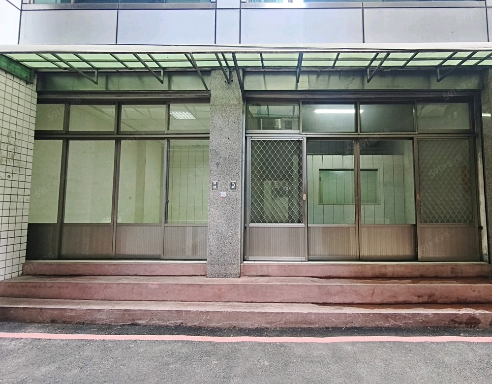 黃金一樓雙店面