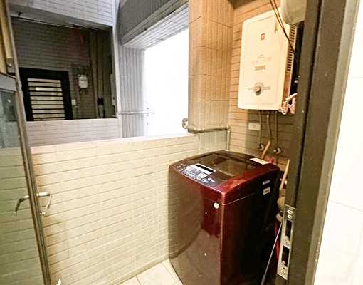 電梯華夏寬敞舒適,房東自租,環境潔淨、不吵雜,出入單純! - Image 6