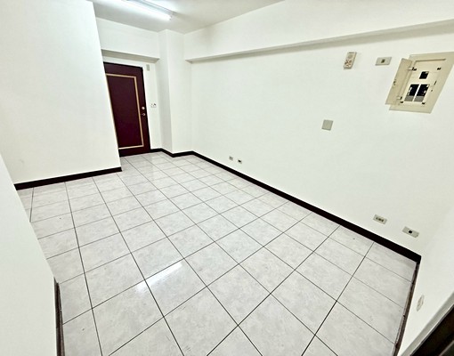 三和國中站大3房‧可寵雙陽台衛浴‧保全管理‧垃圾代收 - Image 3
