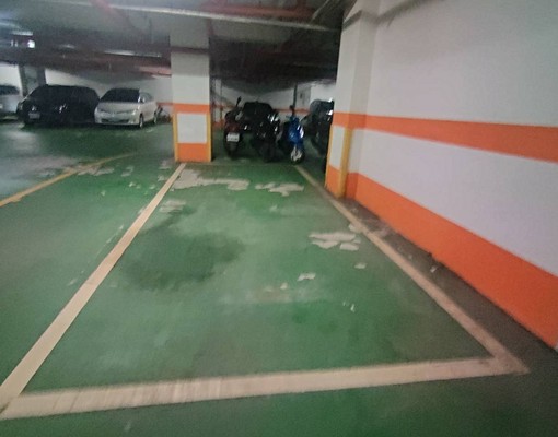 中和圓通路大樓B1平面停車位 - Image 1