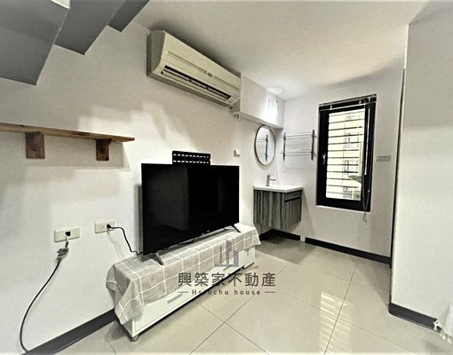 走路至高鐵。經典樓中樓2房。附小陽台 - Image 4