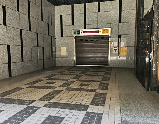 新峰光車位出租 - Image 1