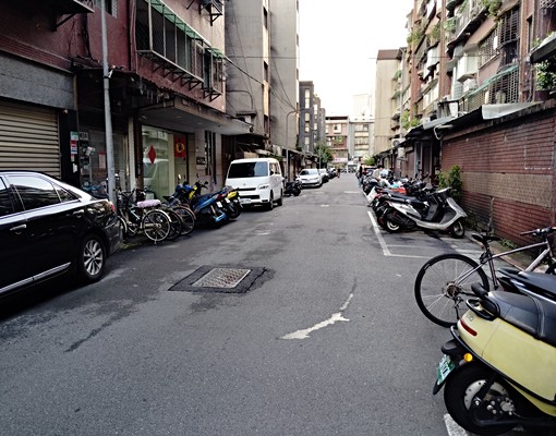 忠孝東路/永春捷運※麥當勞※(公寓二樓)三房/可租補/設籍 - Image 14