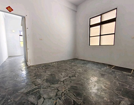 枋寮台一線中山路上黃金透天住店 - Image 2