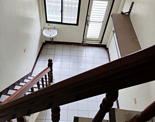新科國中健身館對面整棟透天 - Image 4