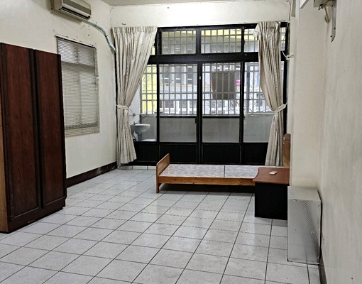 新科國中健身館對面整棟透天 - Image 9