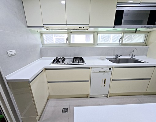 大安麗水電梯華廈4房前後大陽台有廚房雙衛浴 - Image 15