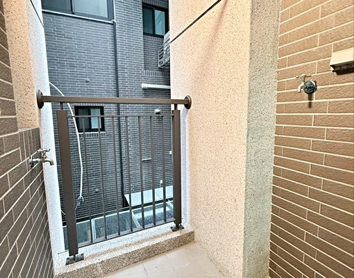 近大里國小#全新未住電梯套房#可租補#台水電#附機車位 - Image 10