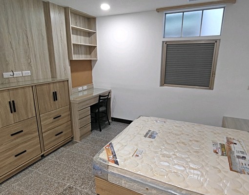 四號公園旁大露台1房1廳可租補 - Image 4
