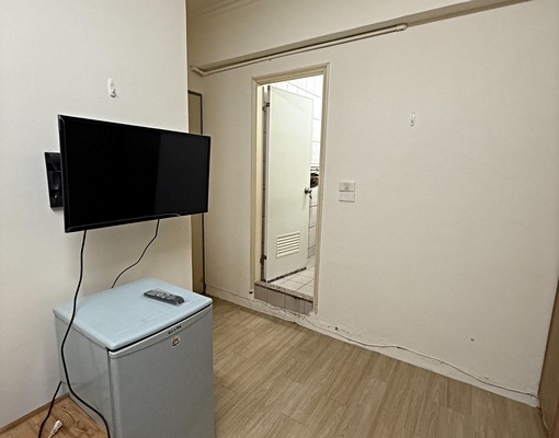 秀朗橋❣️可貓可貓對外窗採光通風家具齊全包水網路家具齊全! - Image 5