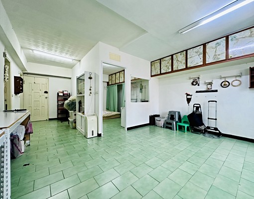 大橋頭明亮屋 - Image 3