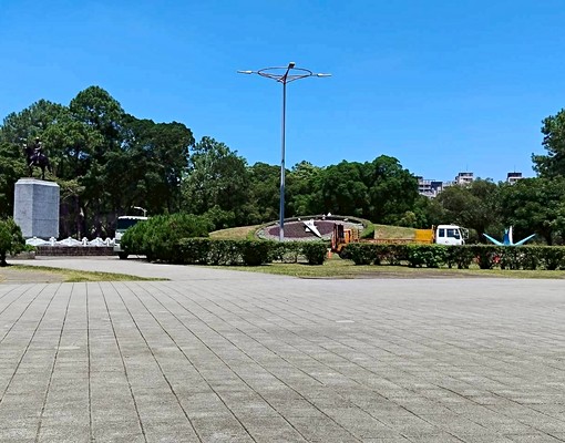 青年公園優質三房一廳 - Image 1