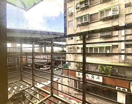 影)近萬華運動中心🍎方正三房|可租補|大空間|台水台電 - Image 9