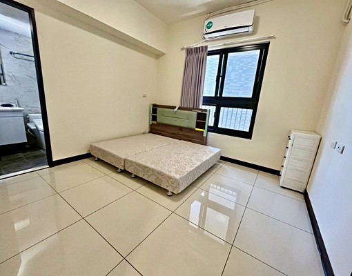 🏠出租🏠正王爺壟星巴克商圈花園三房車 - Image 5