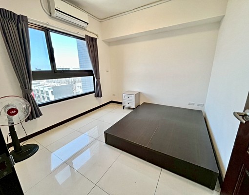 🏠出租🏠王爺壟星巴克商圈兩房車 - Image 3