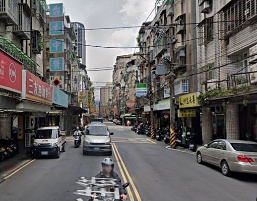 新生街員山路積穗精華店面 - Image 1