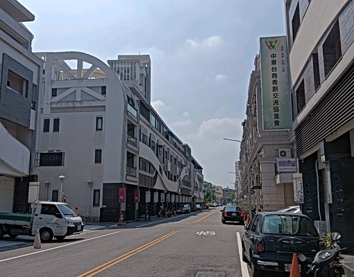 嘉義市後火車站獨立大套房出租 - Image 12