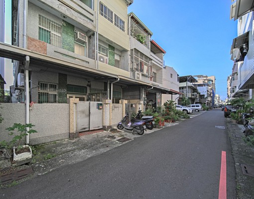 內惟夜市💡可租補美屋況透天 - Image 2